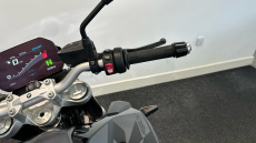 BMW F900 R